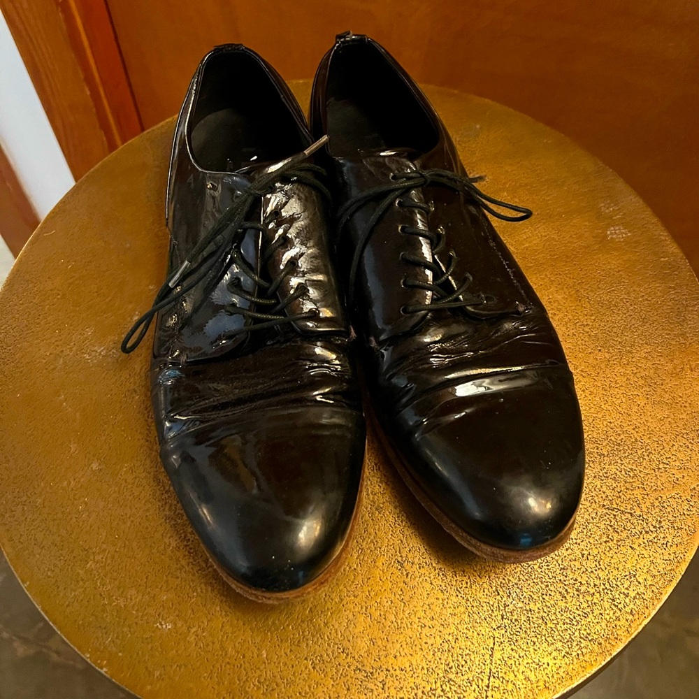 ILLEI Patent Leather loafer